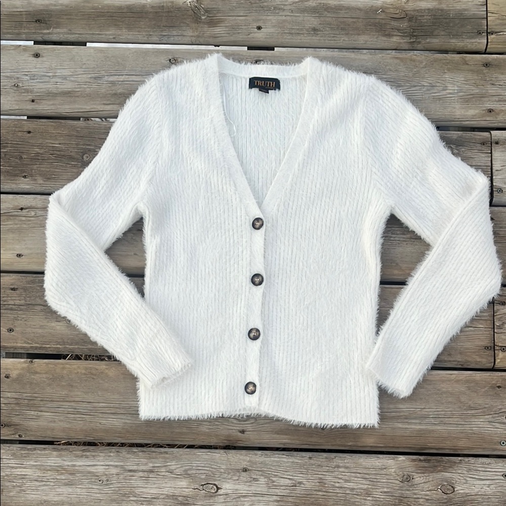 Truth by Republic White Cardigan Sweater V-Neck Fuzzy Knit Button Up XL